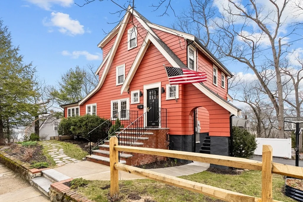 Photo of 24 Grandview Rd