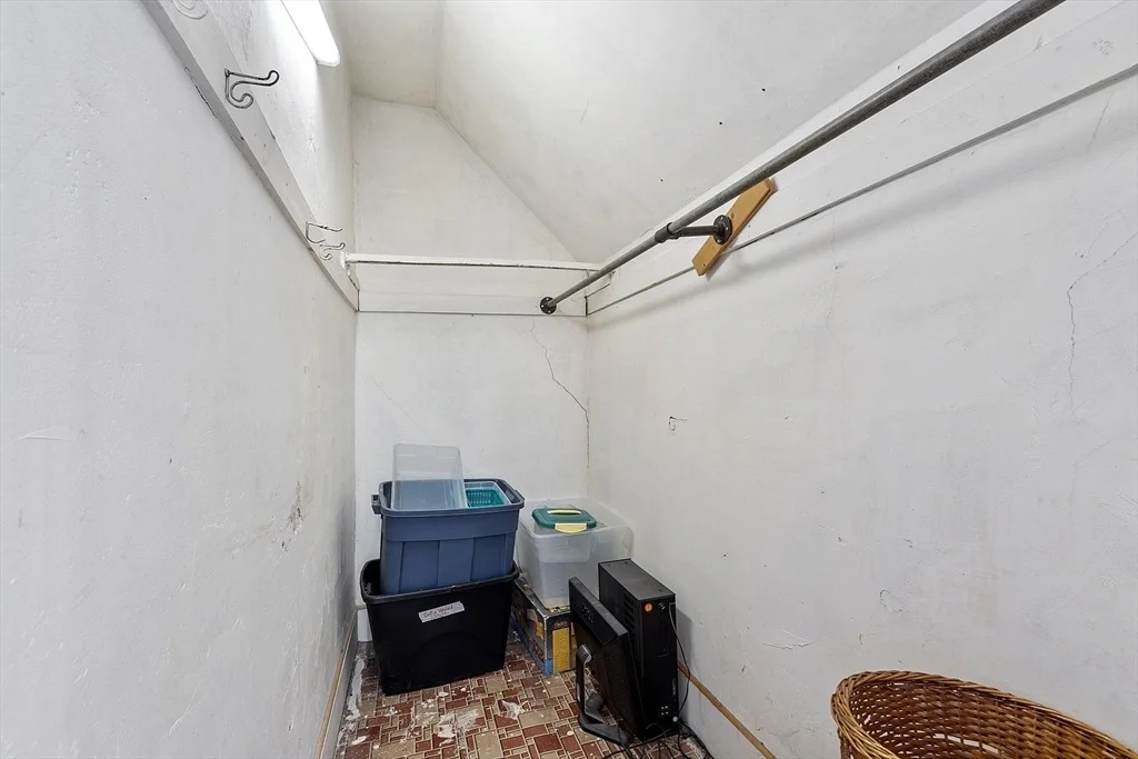 Photo of 141 Mechanic St