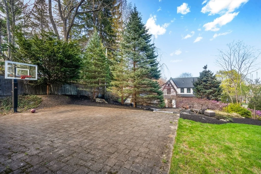 Photo of 19 Hancock Hill Dr