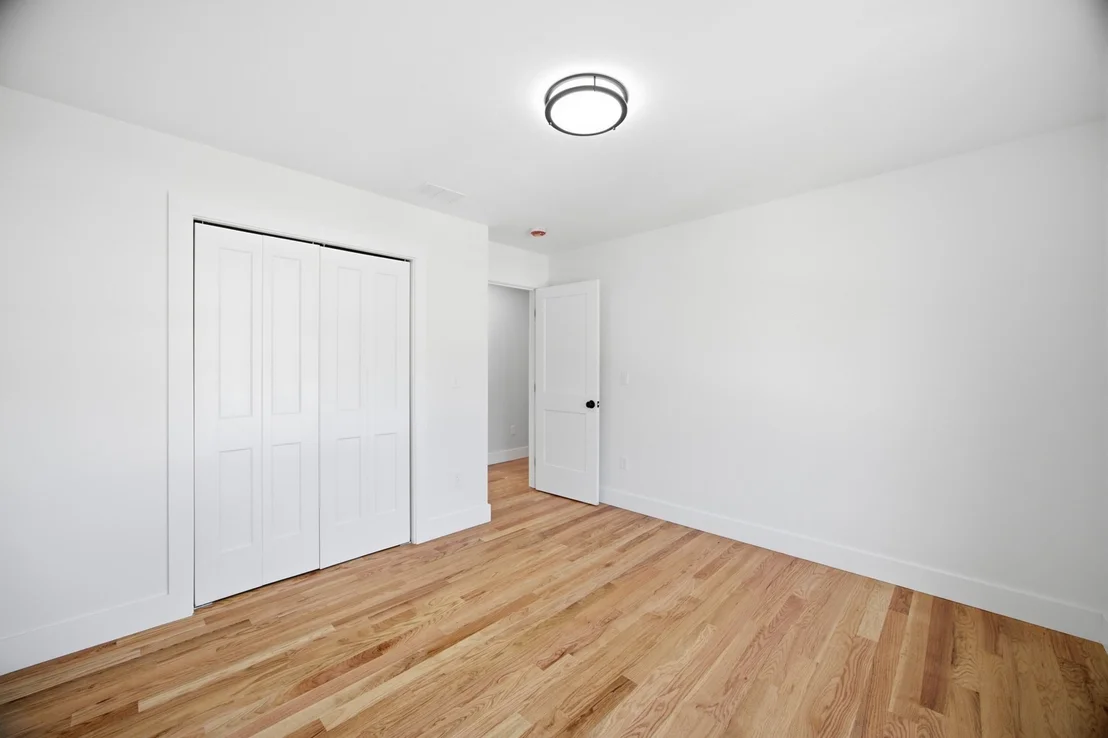 Photo of 18 Bowker Street
