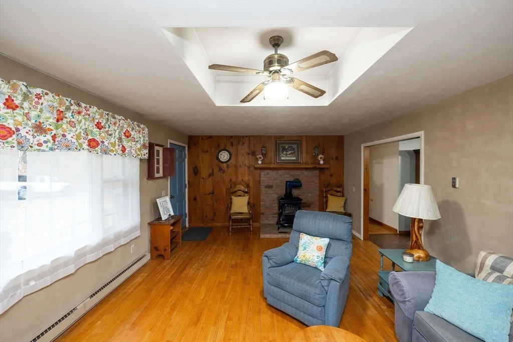 Photo of 411 Dennison Dr