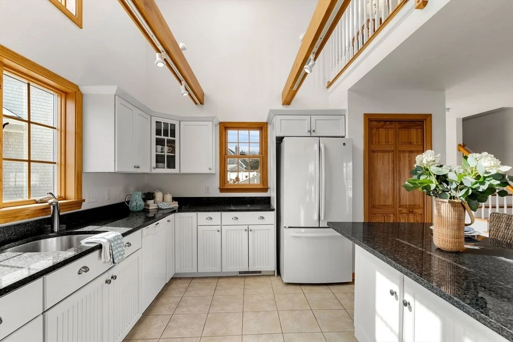 Photo of 135 Leeward
