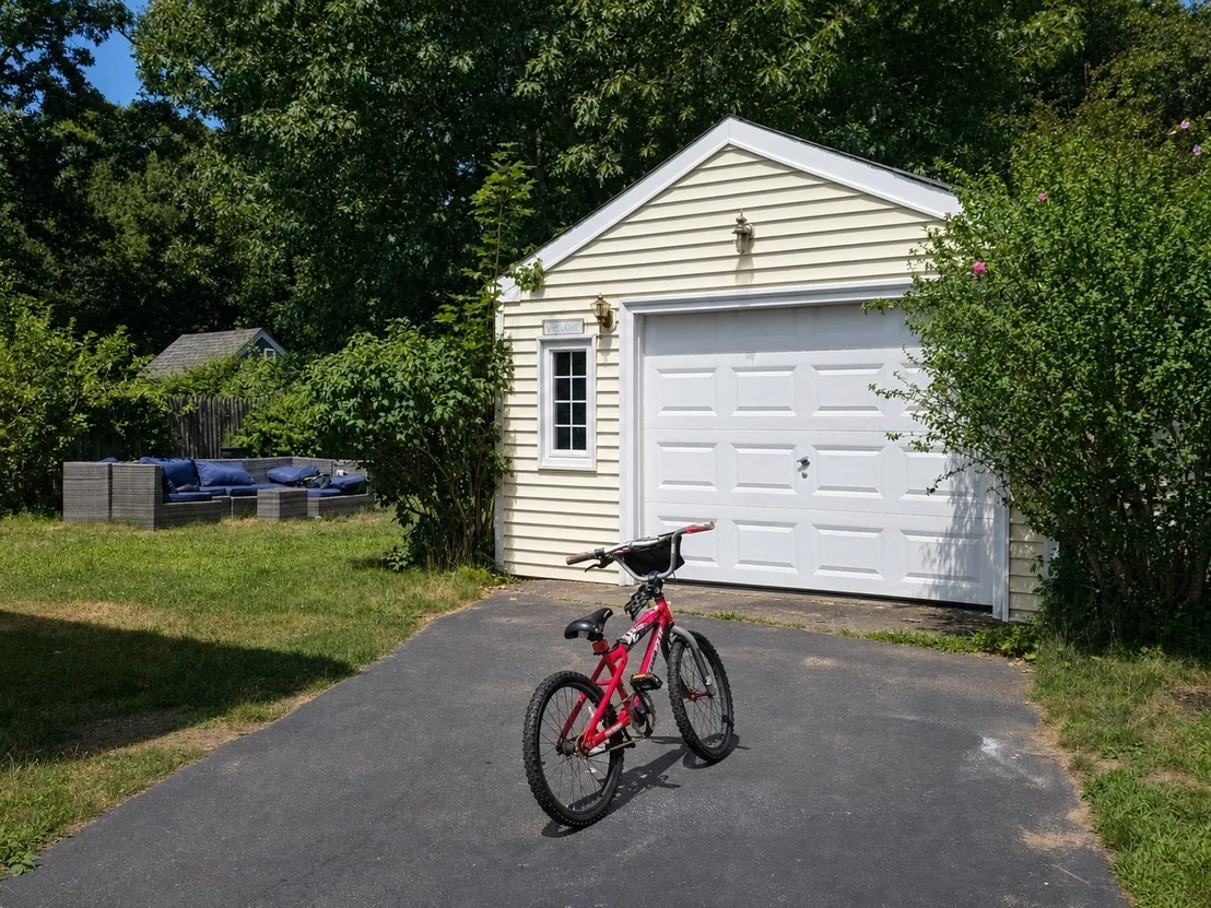Photo of 83 Harman Avenue