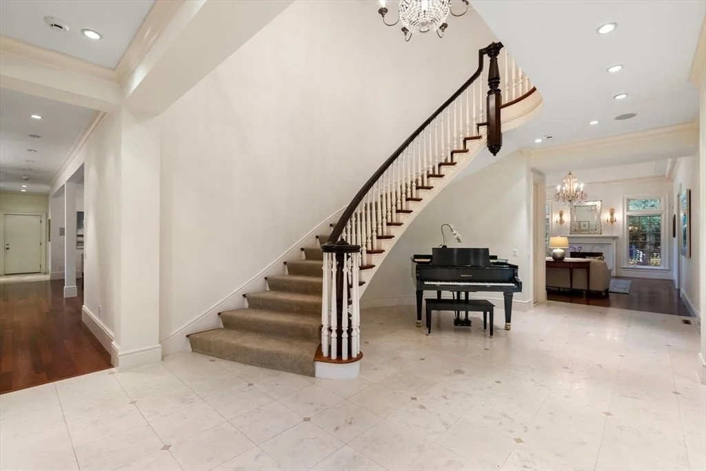 Photo of 25 Cutler Ln