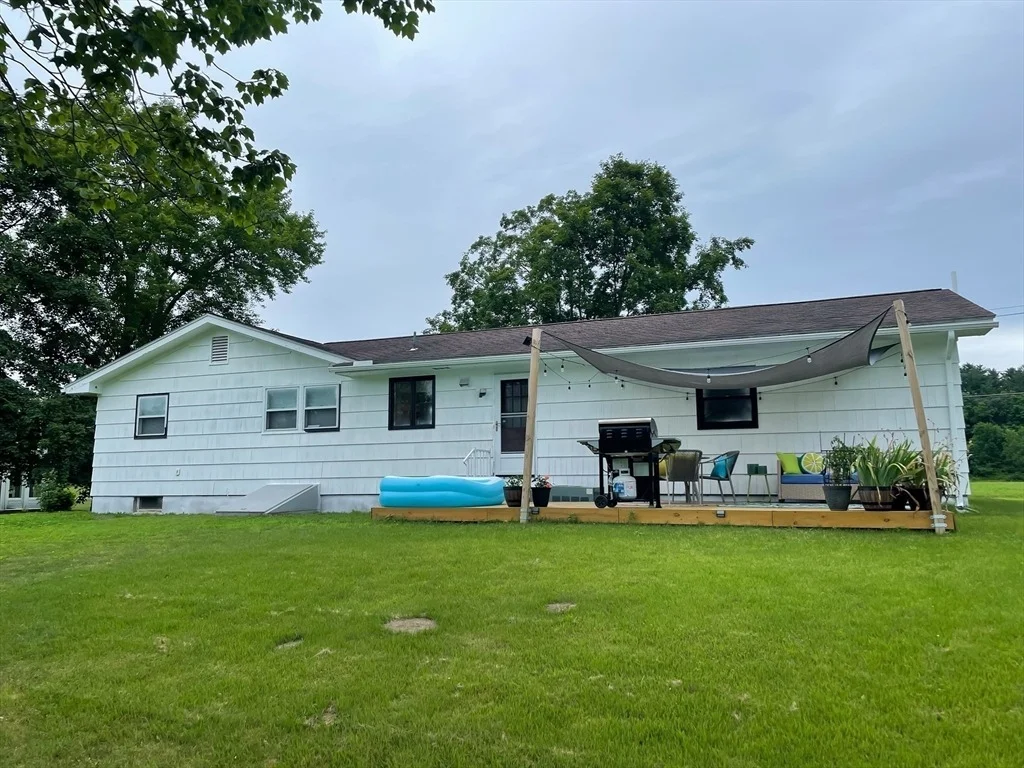 Photo of 121 Depot Rd