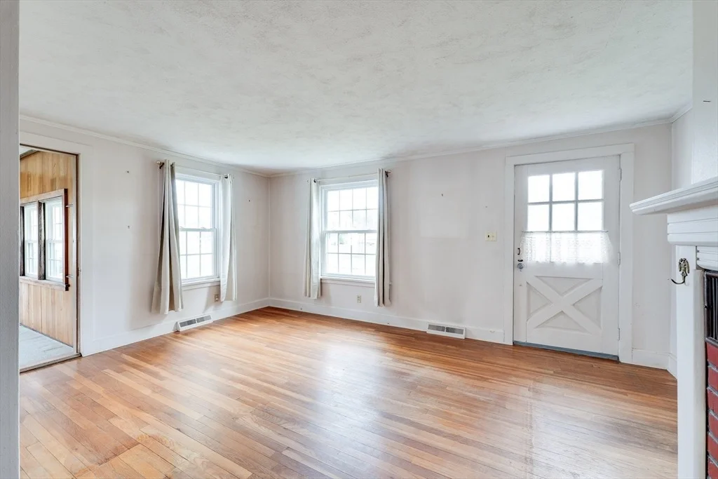Photo of 39 Harold Ave