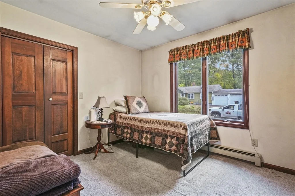 Photo of 28 Beacon Street