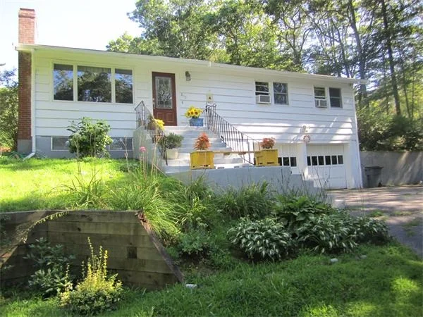Photo of 219 Oak Street