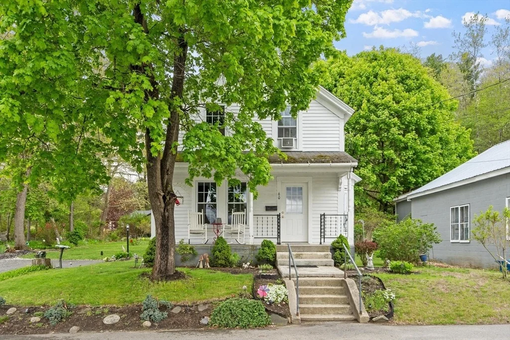 Photo of 60 W Chestnut St