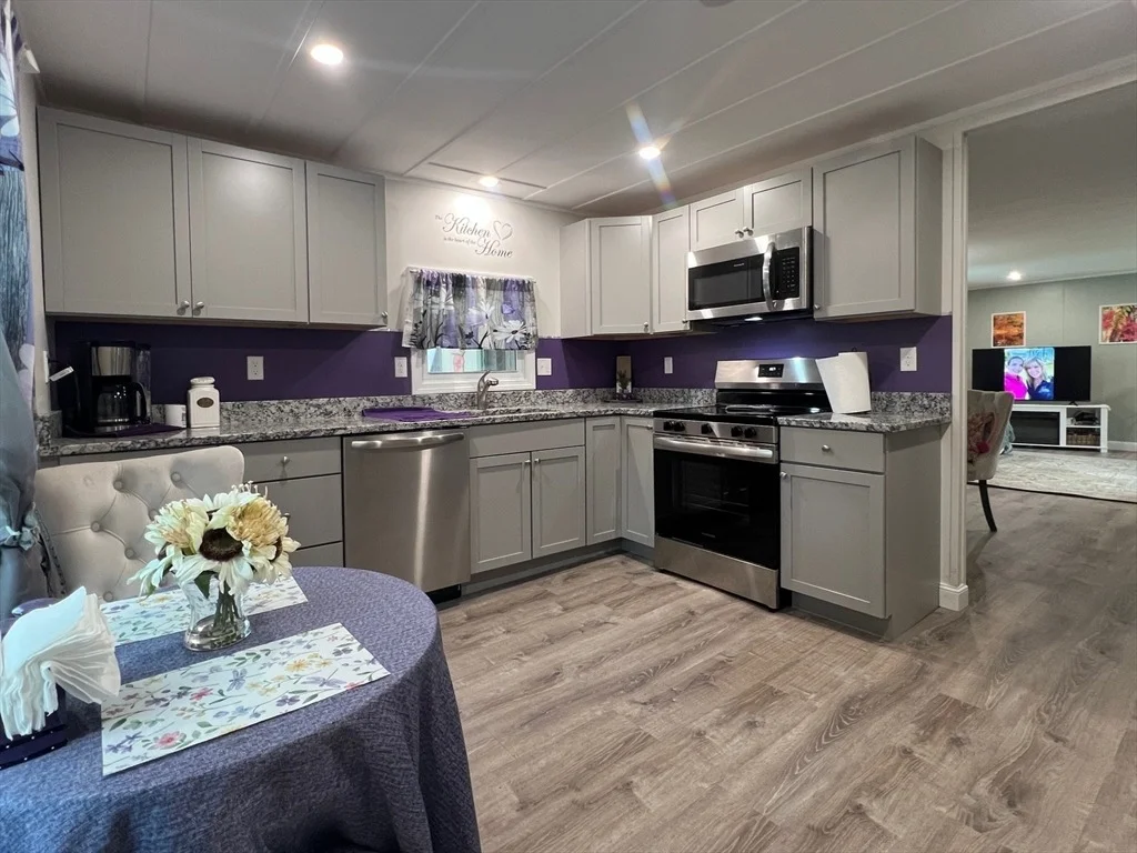 Photo of 21 Sharon Cir.