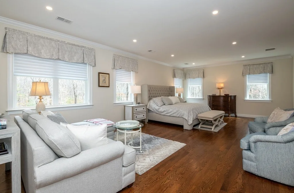 Photo of 24 Wildewood Dr