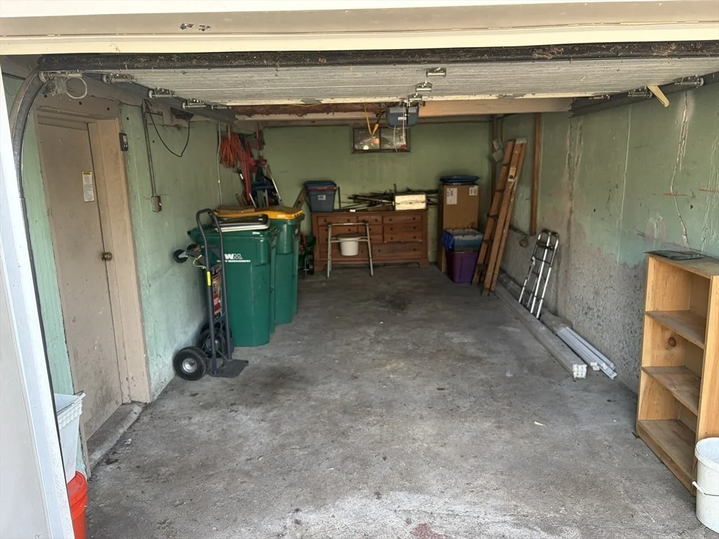 Photo of 90 Westview Dr.