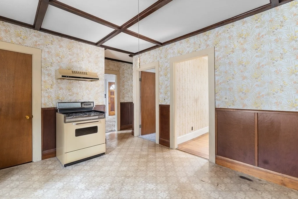 Photo of 80 Walnut St