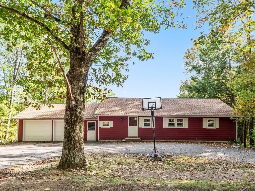 Photo of 30 Russell Hill Rd