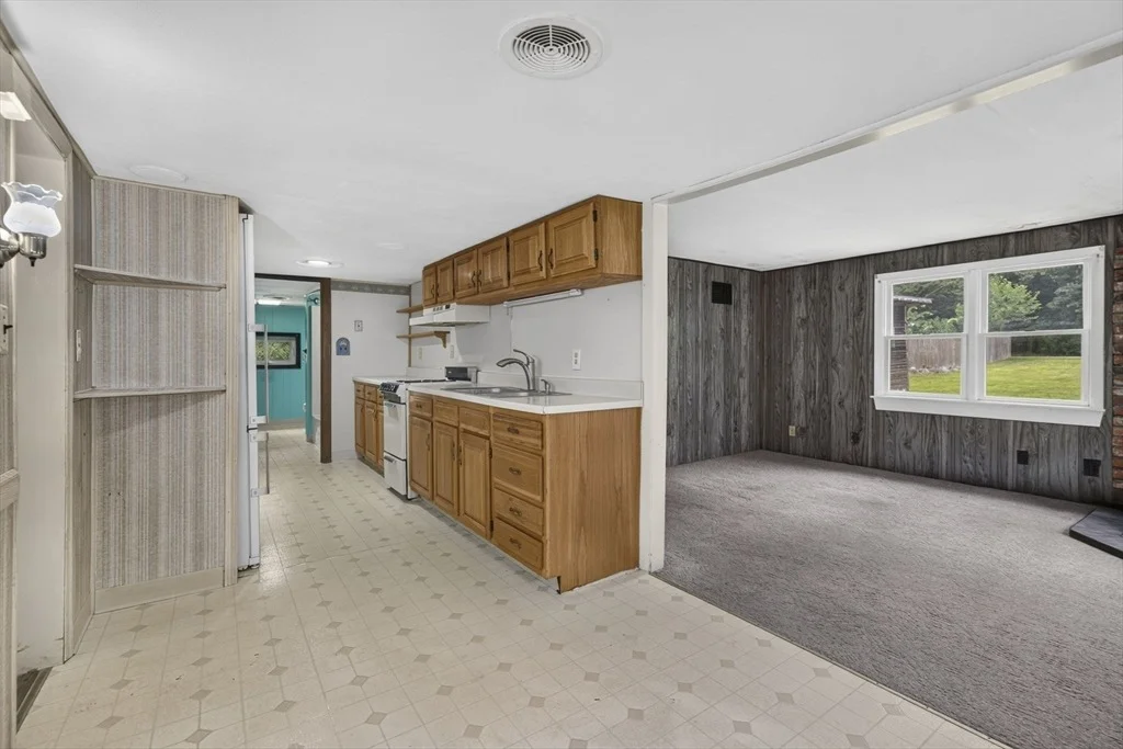 Photo of 42 Cottage Dr