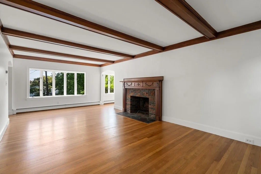 Photo of 16 Douglas Road