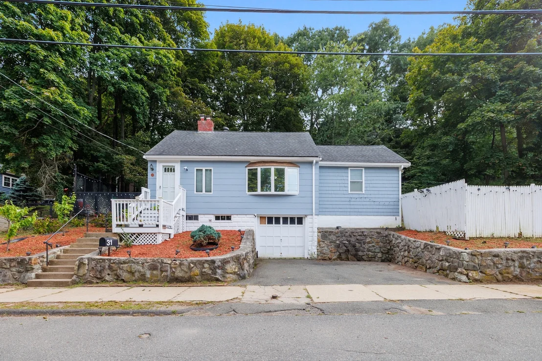 Photo of 31 Endicott St.