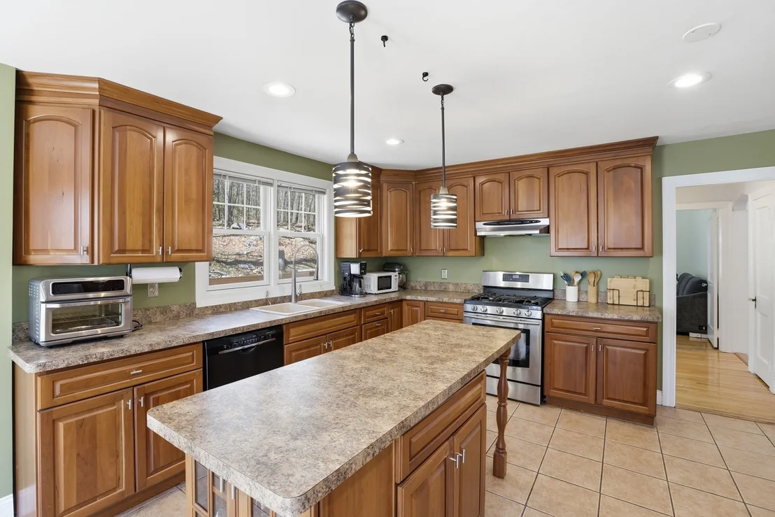 Photo of 145 Boylston Cir