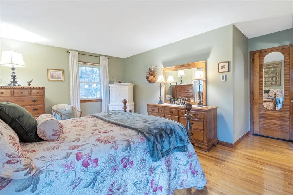 Photo of 25 Pinecrest Circle