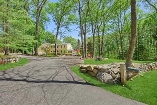 Photo of 457 Hanlon Rd