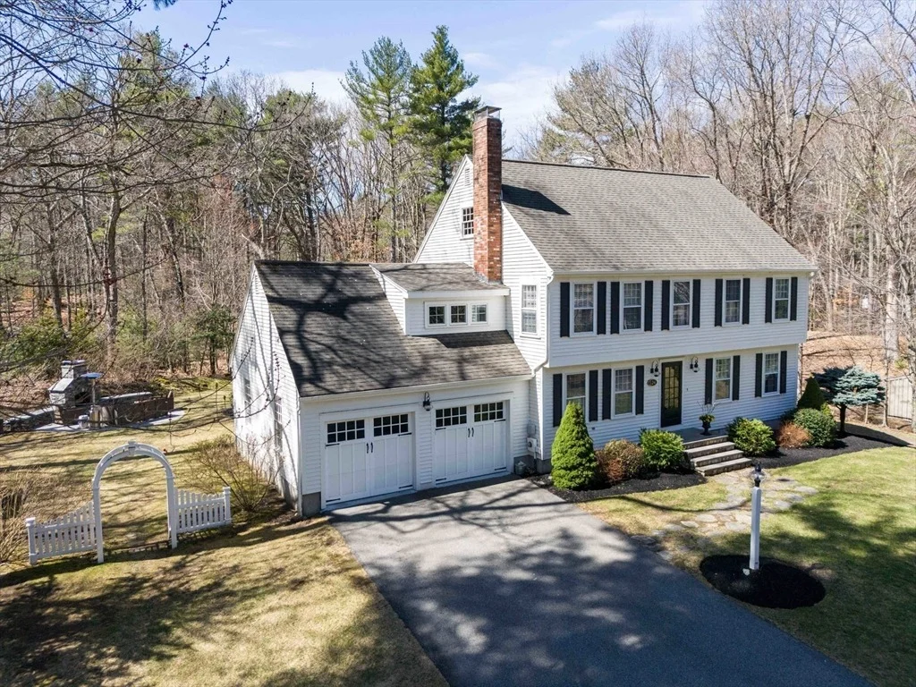 Photo of 124 Stonecleave Road