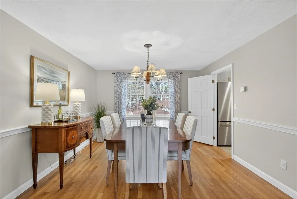 Photo of 18 Bromfield Rd