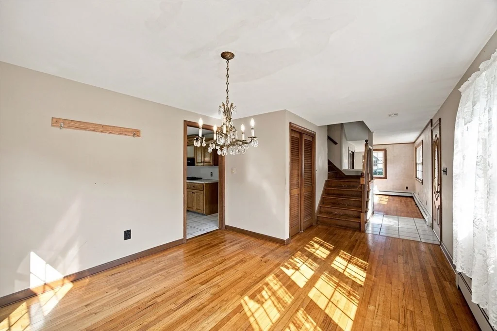 Photo of 28 River Park Dr