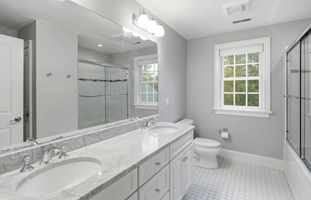 Photo of 7 Davis Rd