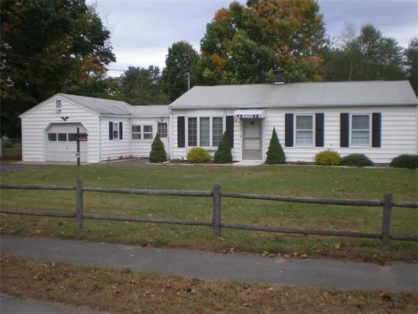 Photo of 319 Apremont Highway