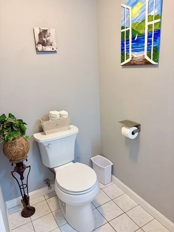 Photo of 11 Cove Dr