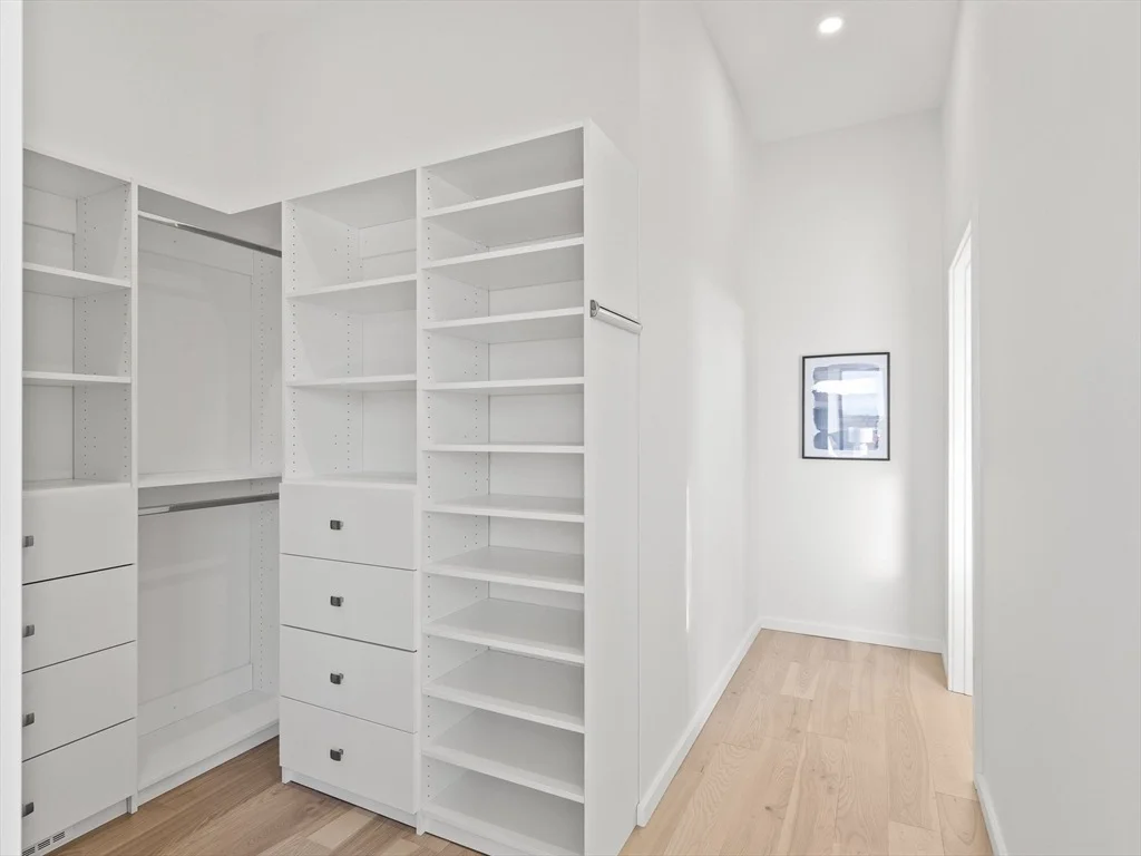 Photo of 225 Walnut St