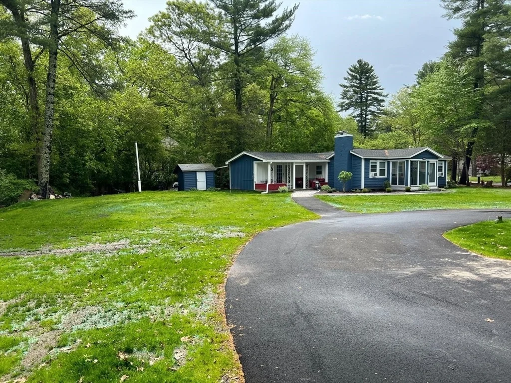 Photo of 101 Annawon Dr