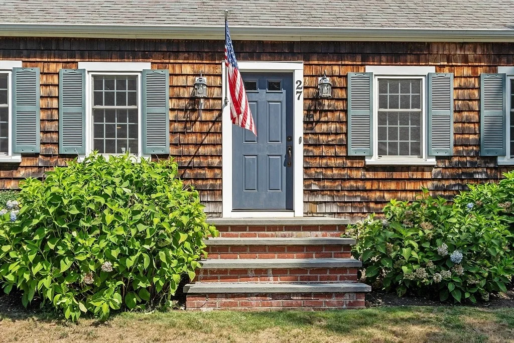 Photo of 27 Mill Ln