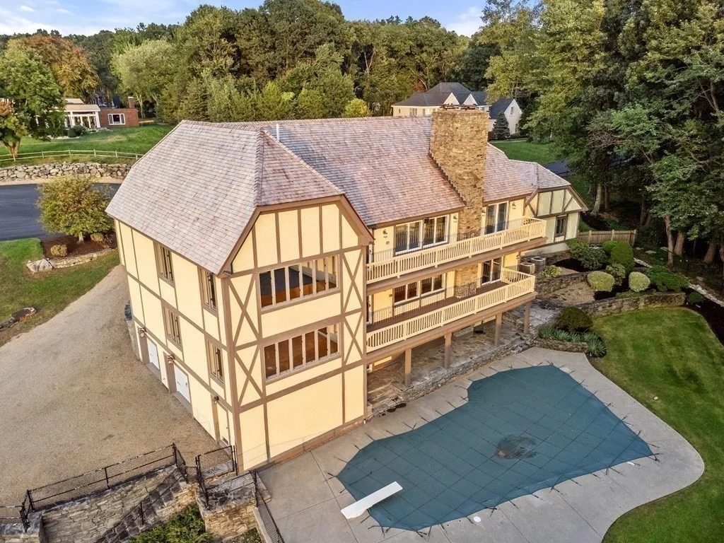 Photo of 12 Jefferson Rd