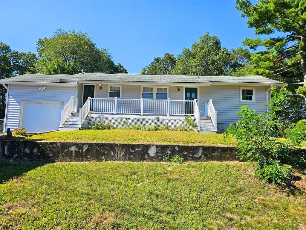 Photo of 5 Stanford Cir