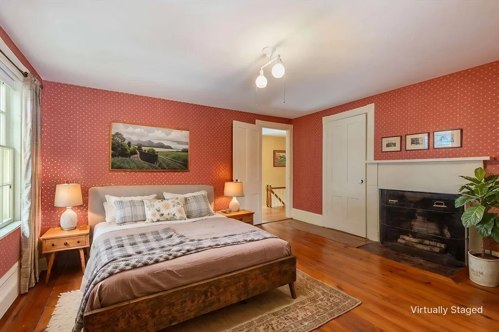Photo of 520 Dutton Rd