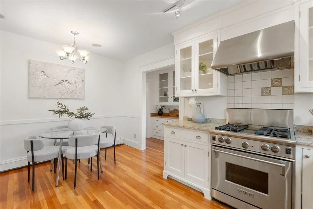 Photo of 855 Commonwealth Ave