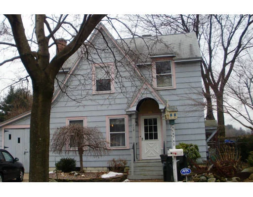 Photo of 112 Edgemont Street