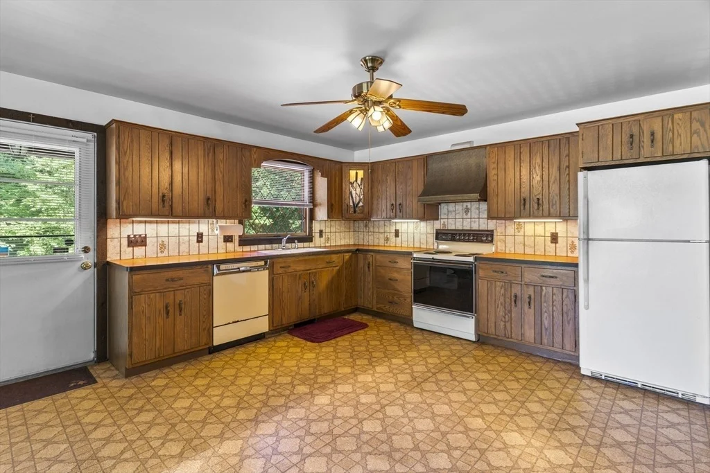 Photo of 3 Babbitt Way