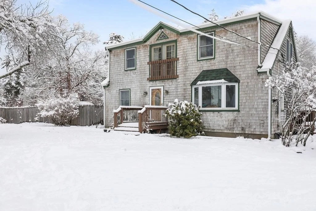 Photo of 4 White Pine Ave