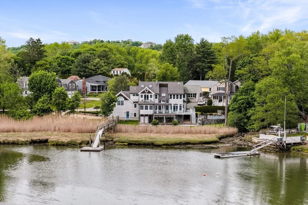 Photo of 35 Doty Ave