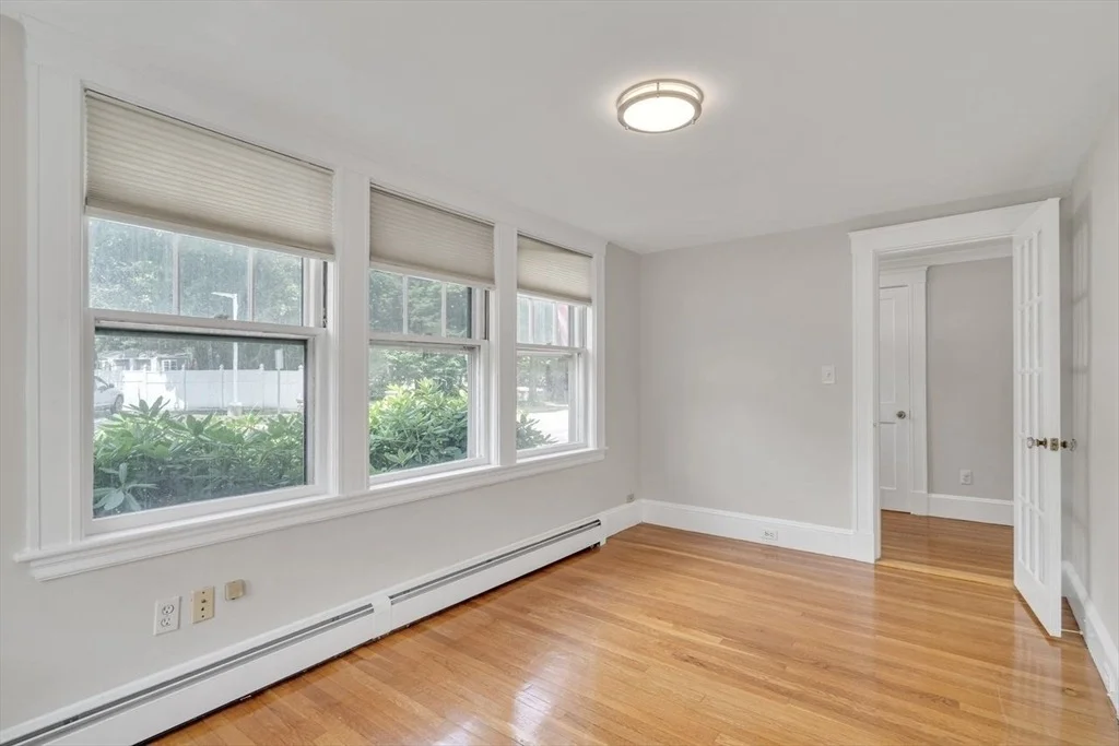 Photo of 5 Maple St