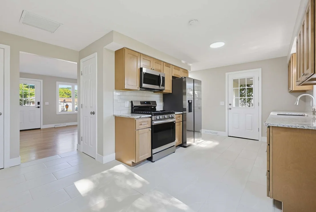 Photo of 28 Deerfield Rd