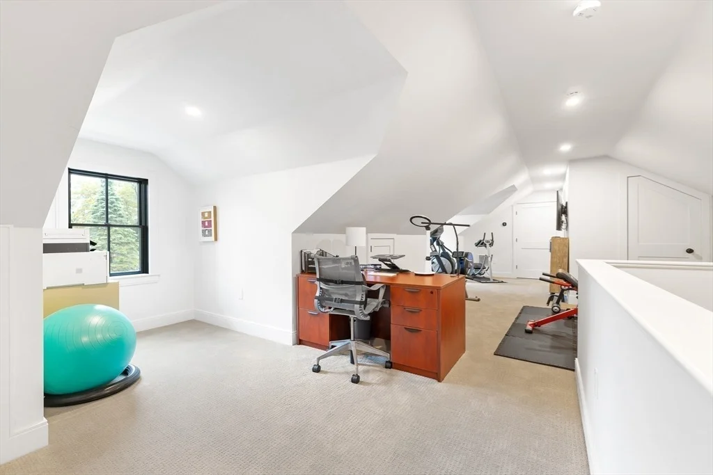 Photo of 24 Deerfield Road
