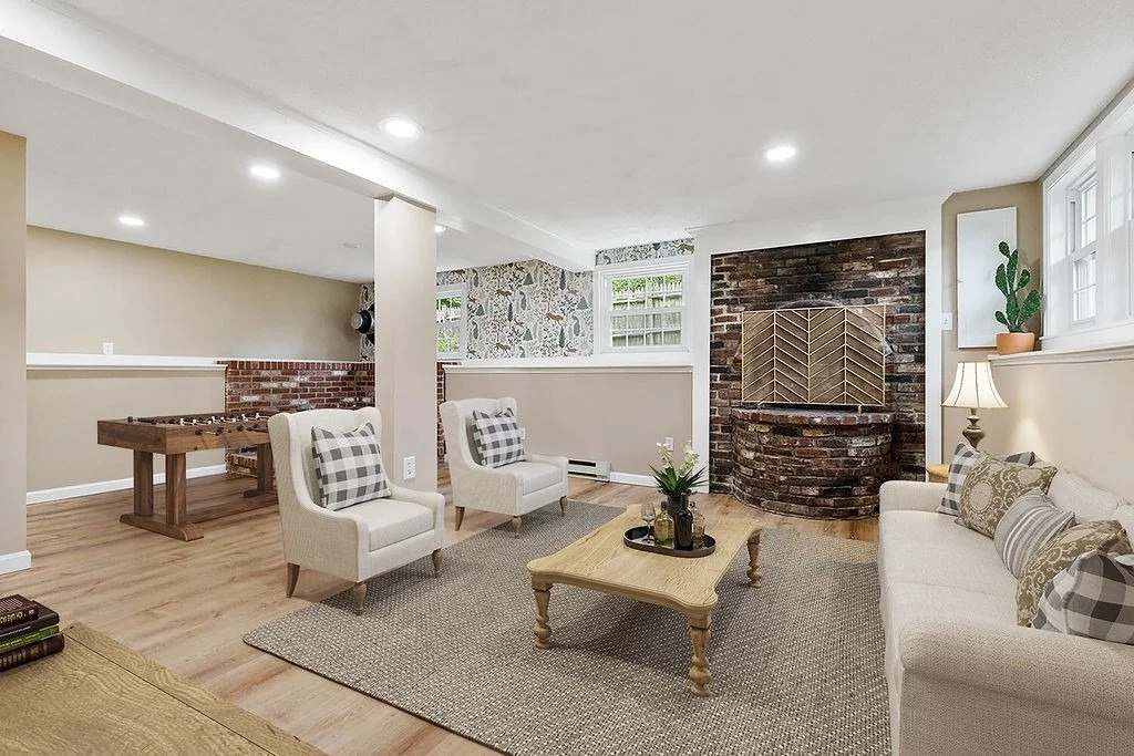 Photo of 70 Stevens Dr