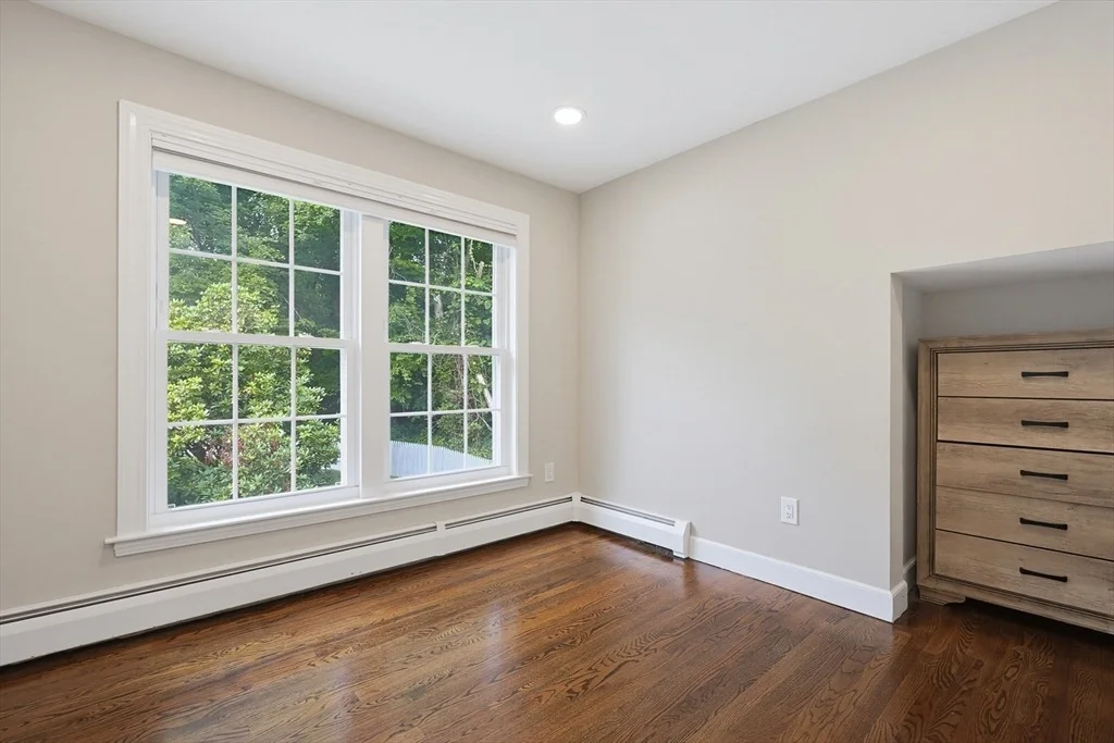 Photo of 316 W Sutton Rd