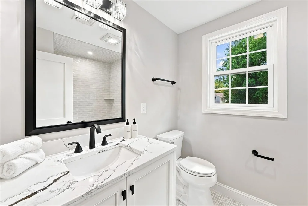 Photo of 7 Viking Rd