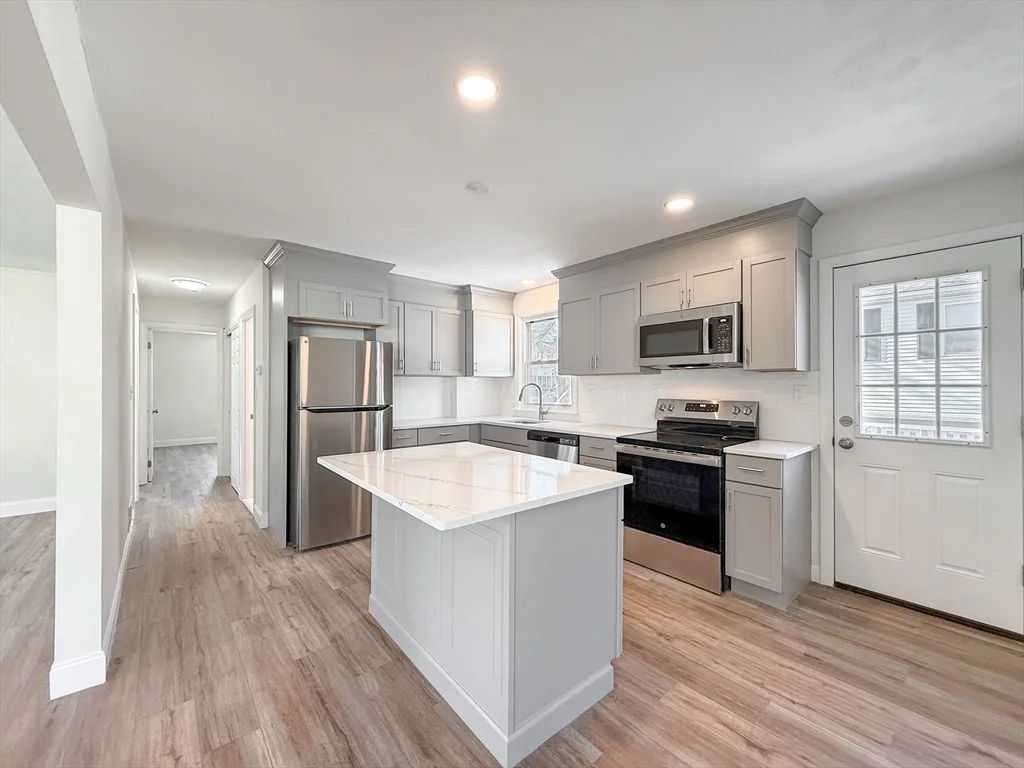 Photo of 31 Millard Ave