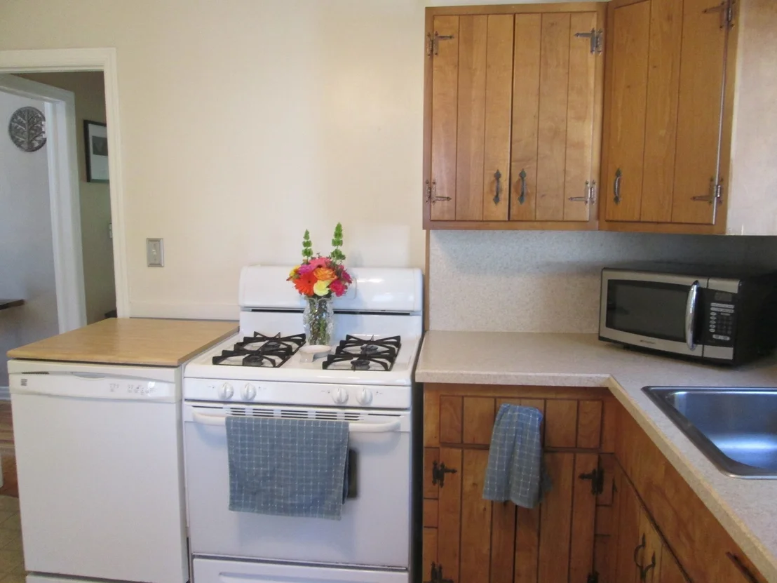 Photo of 76 Surrey Rd
