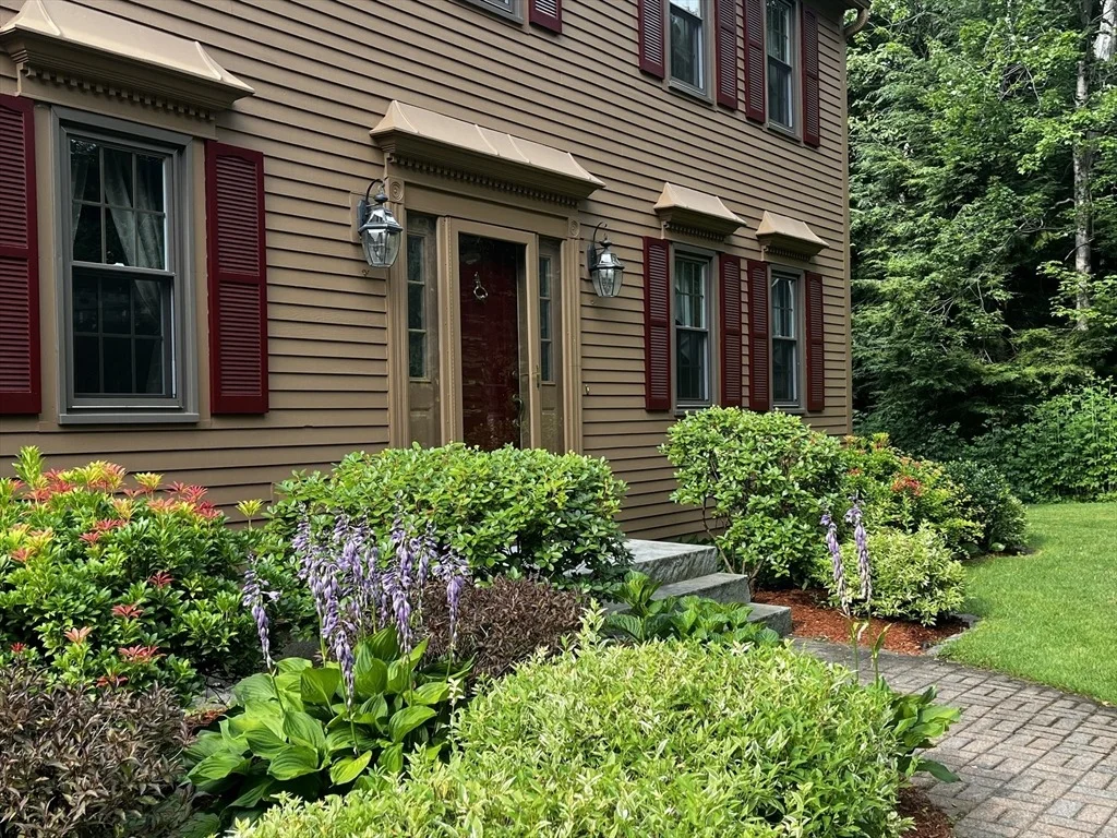 Photo of 22 Oak Cir